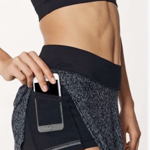 Lululemon Quick Pace Skirt (skort) 13” - Picture 4 of 10